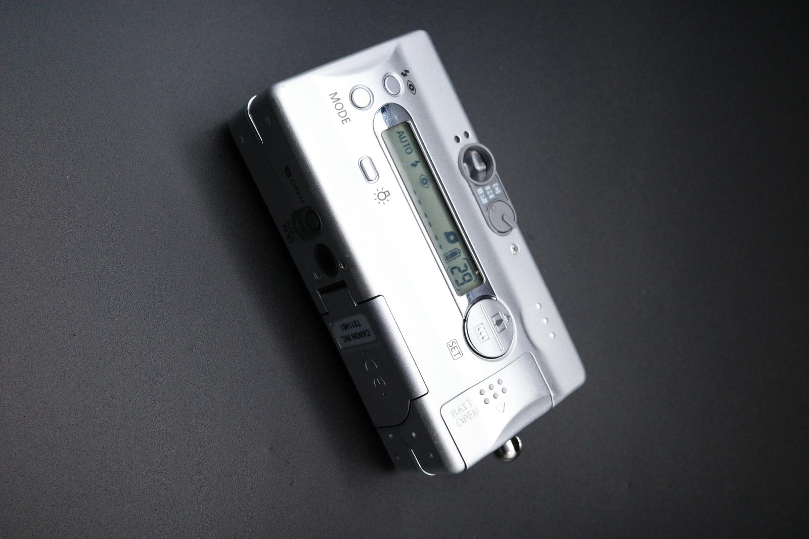 Canon IXUS III Vintage APS Compact Film Camera Compact Zoom Lens - Fully Working