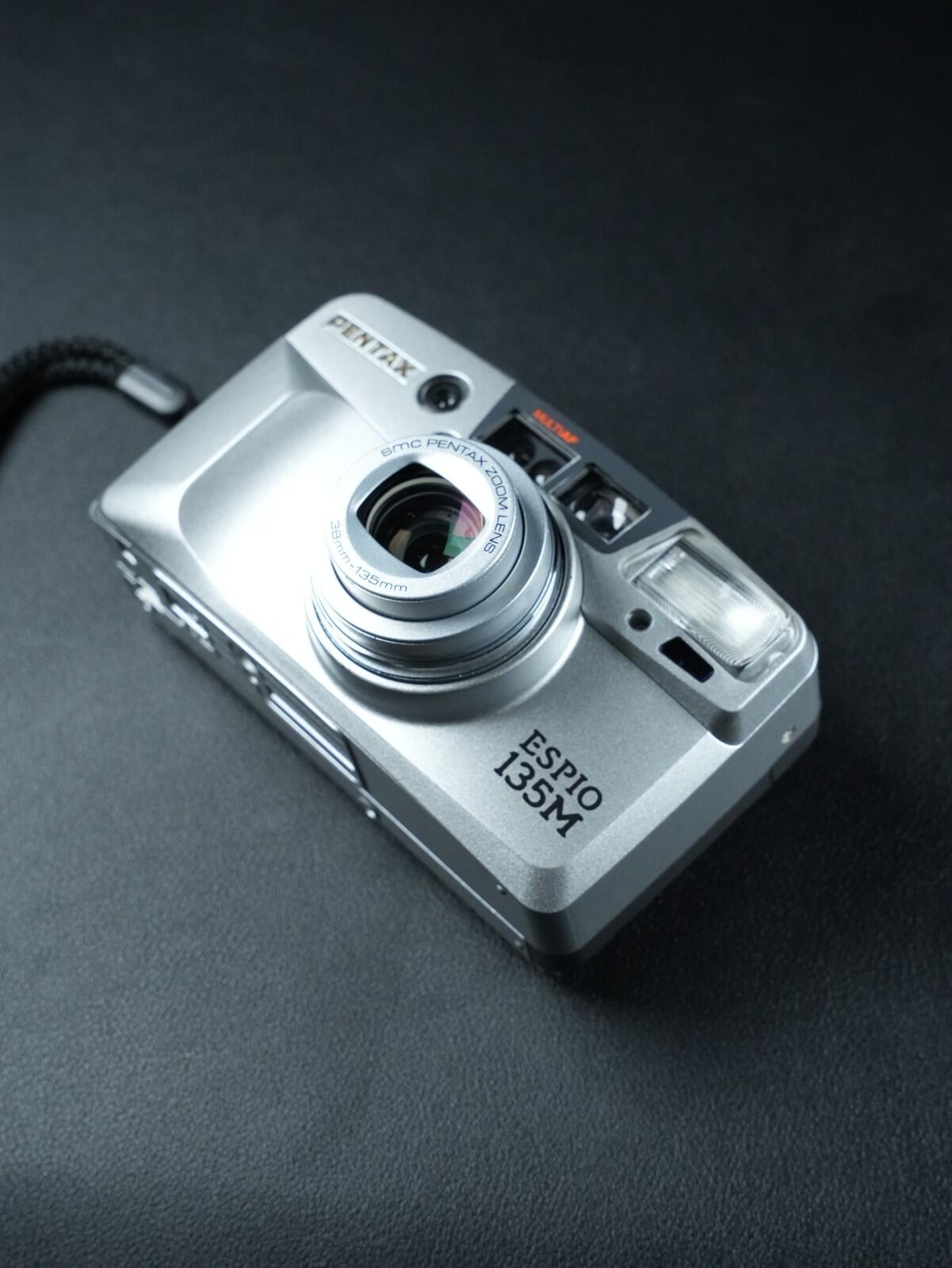 Pentax Espio 135M 35mm Film Point & Shoot Camera - Working (Faulty LED Screen)
