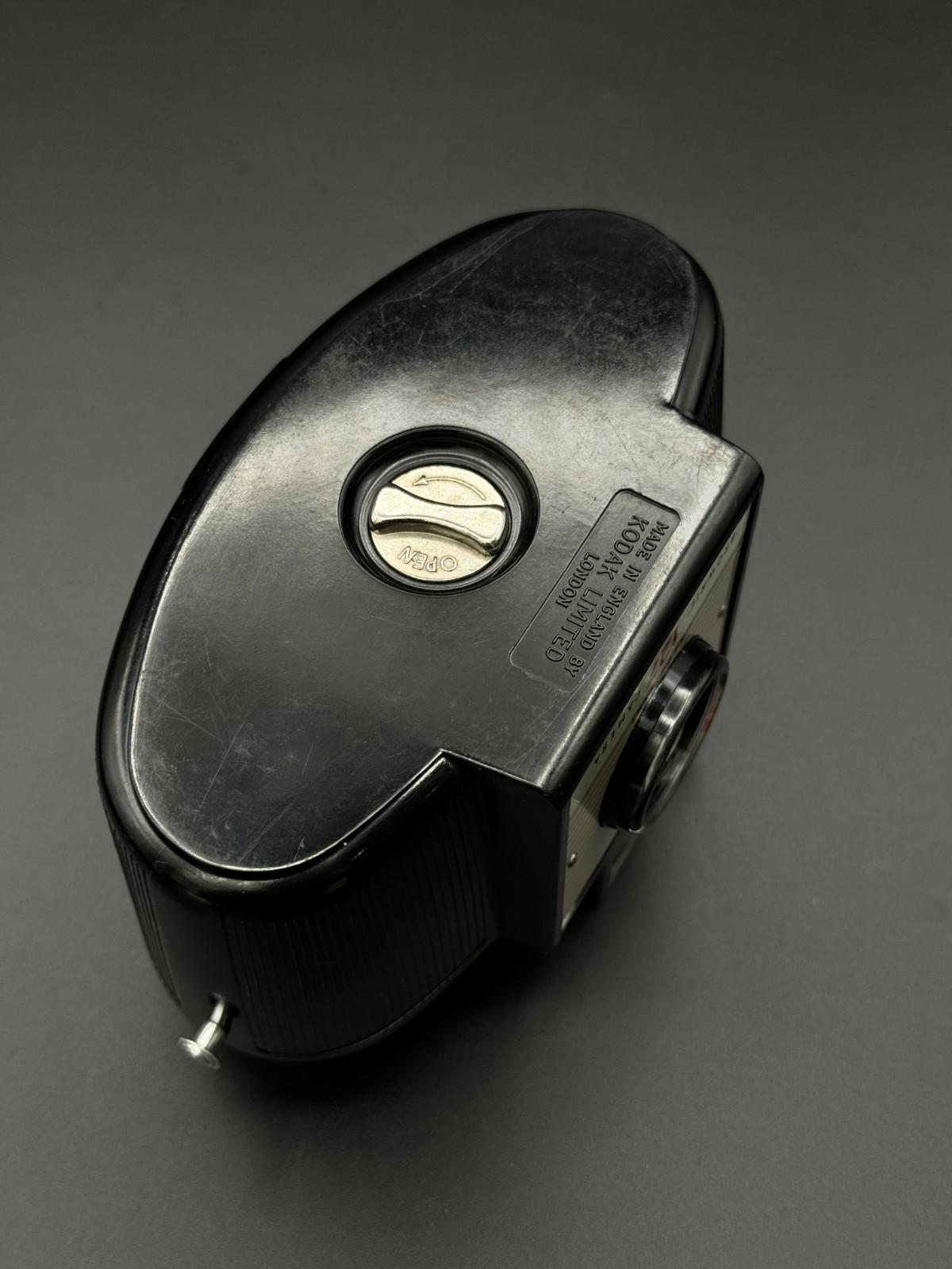 Kodak Brownie 127 Vintage Film Camera - Tested & Working