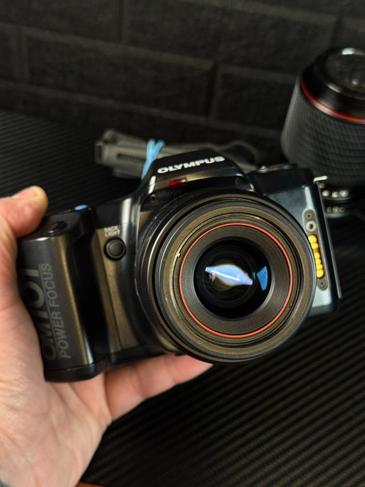 Olympus OM101 35mm Film Camera & 2 Lens Bundle - Working (Read Details) L405