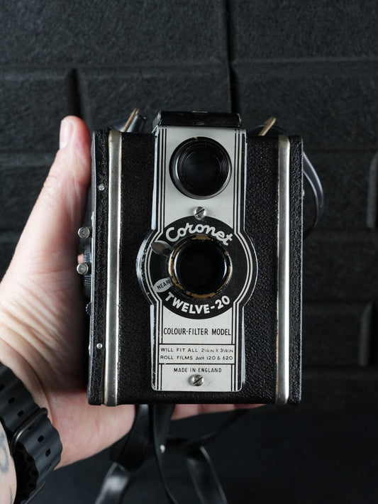 Coronet Twelve 20 Vintage 1940's Box Camera - Faulty - Display Camera or Spares
