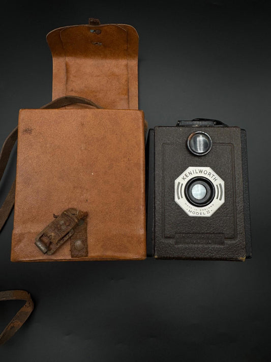 Vintage Kenilworth Model II Film Camera - For Spares or Repair