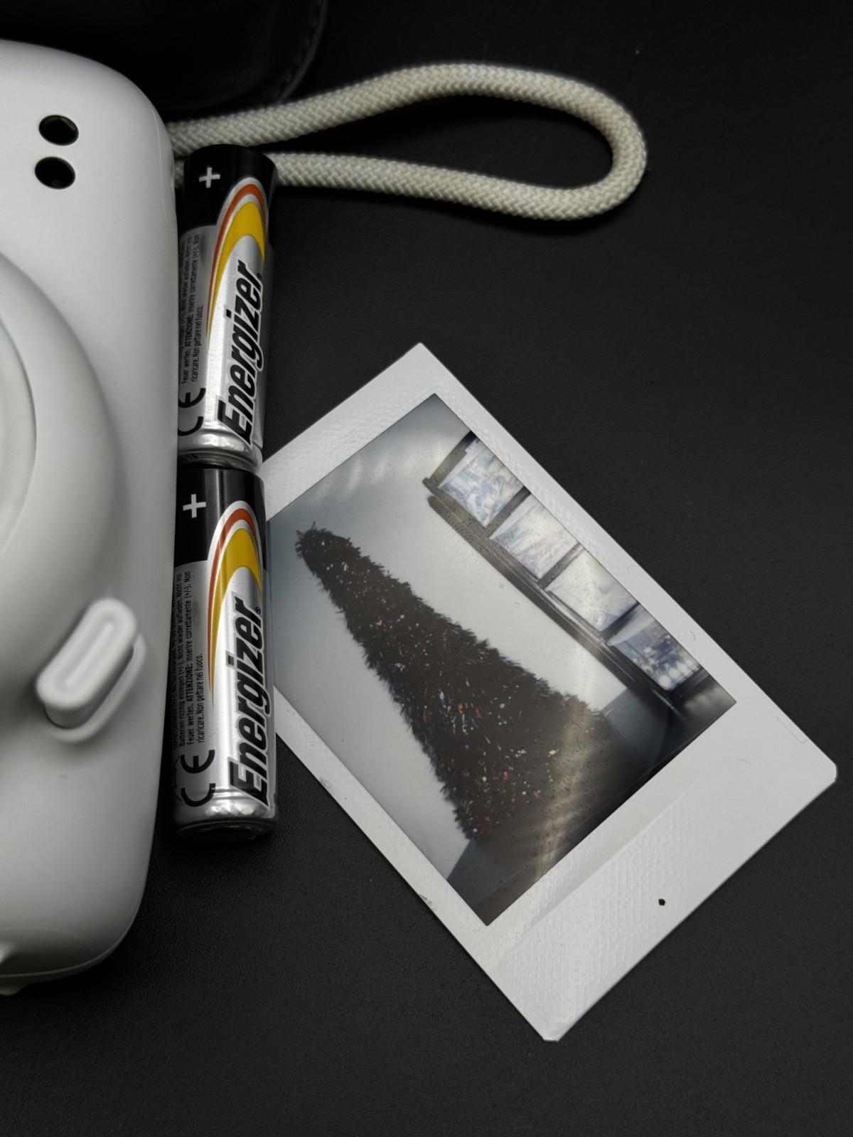 Fujifilm Instax Mini 11 Instant Camera Ice White & Leather Case - Fully Working