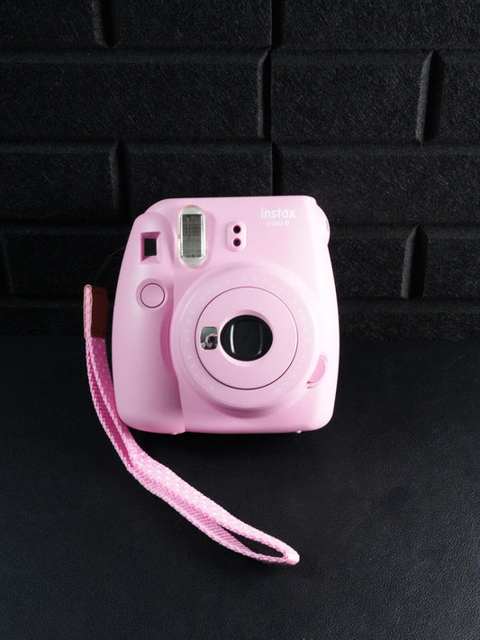 Fujifilm Instax Mini 9 Pink Instant Camera & Case / Strap - Fully Working