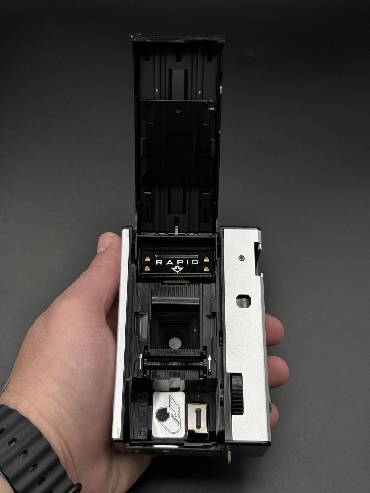 Agfa Parator ISO Rapid 35 mm Film Camera Not Working - Great Display Piece