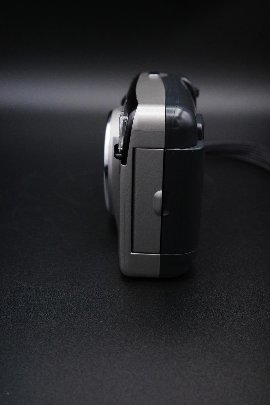 Olympus NewPic Zoom 90 Vintage APS Film Camera - Tested & Working