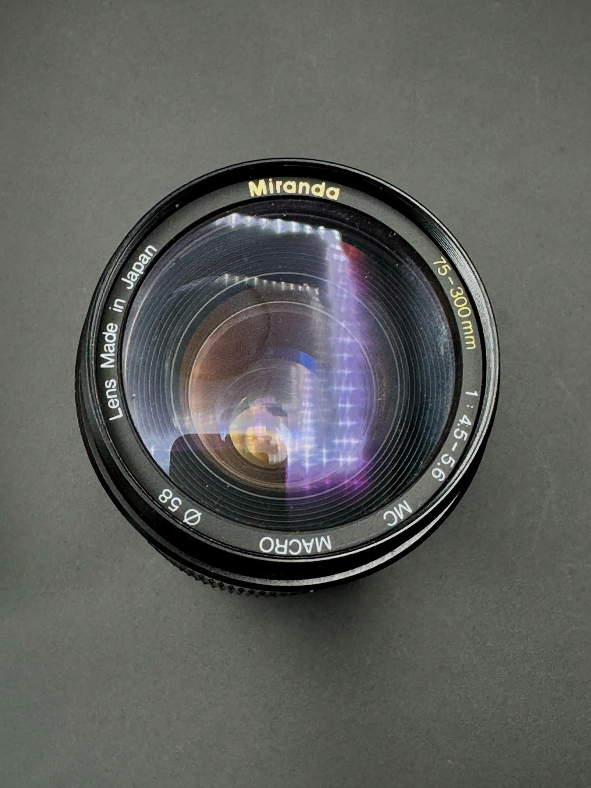 Miranda 75-300mm f4.5-5.6 Macro Zoom Lens Canon FD Mount - Read