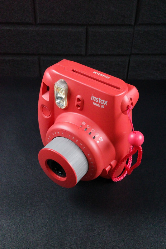 Fujifilm Instax Mini 8 Poppy Red Instant Polaroid Camera - Works Perfectly