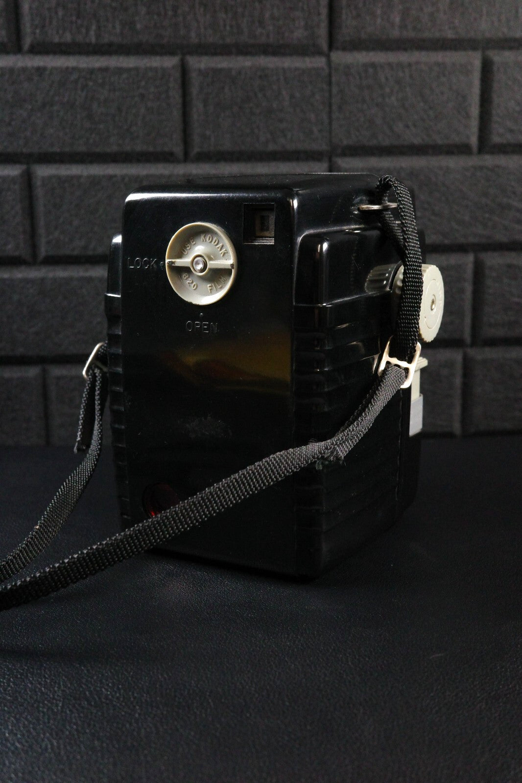 Kodak Brownie Bull's-Eye Vintage 1950's Bakelite 620 Film Box Camera - Working