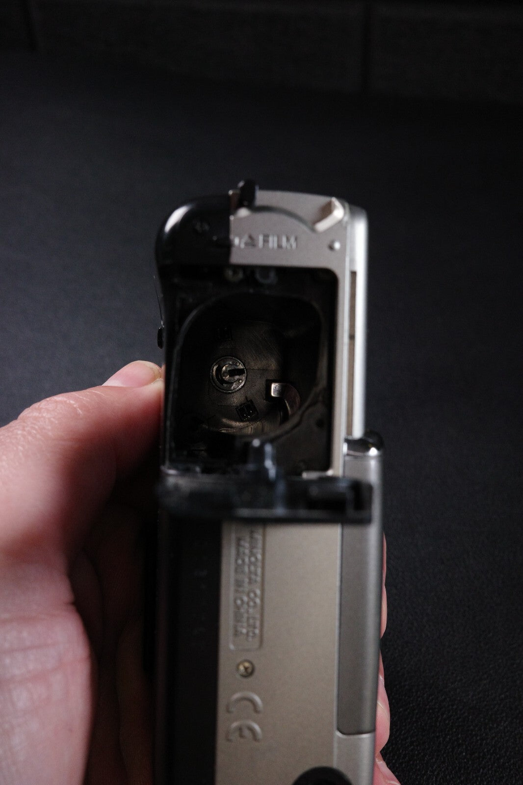 Minolta Vectis 20 Vintage 1990's APS Film Point and Shoot Zoom Camera - Working
