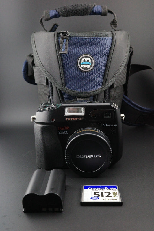 Olympus C-5060 Wide Zoom 5.1MP Camera + 512MB CF Card, New Battery and Bag