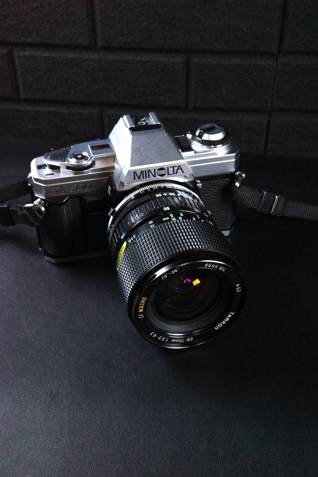 Working Minolta X-300 Vintage 1980's 35mm SLR Film Camera + Tamron 28-70mm Lens