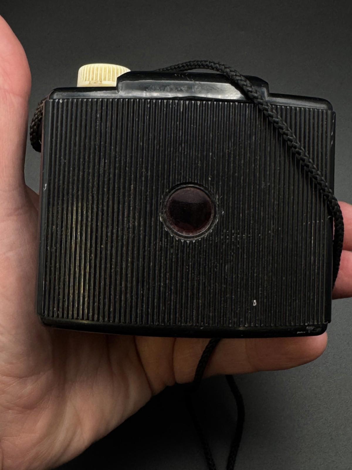 Vintage Ansco Panda Box Camera 620 Film 1939 - 1950 - Tested & Working