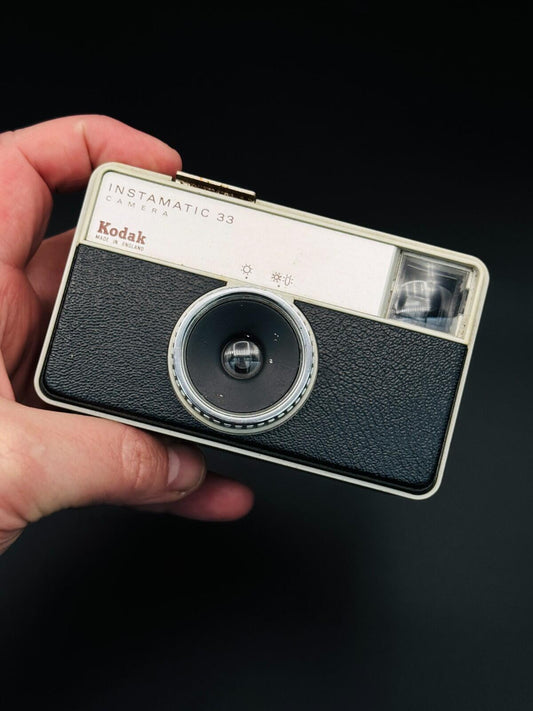 Kodak Instamatic 33 Vintage 1960's Film Camera - Tested & Working