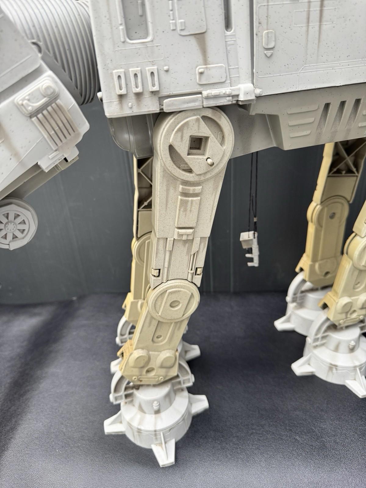 Star Wars Kenner AT AT Imperial Walker Vehicle 1997 POTF- Complete, Working