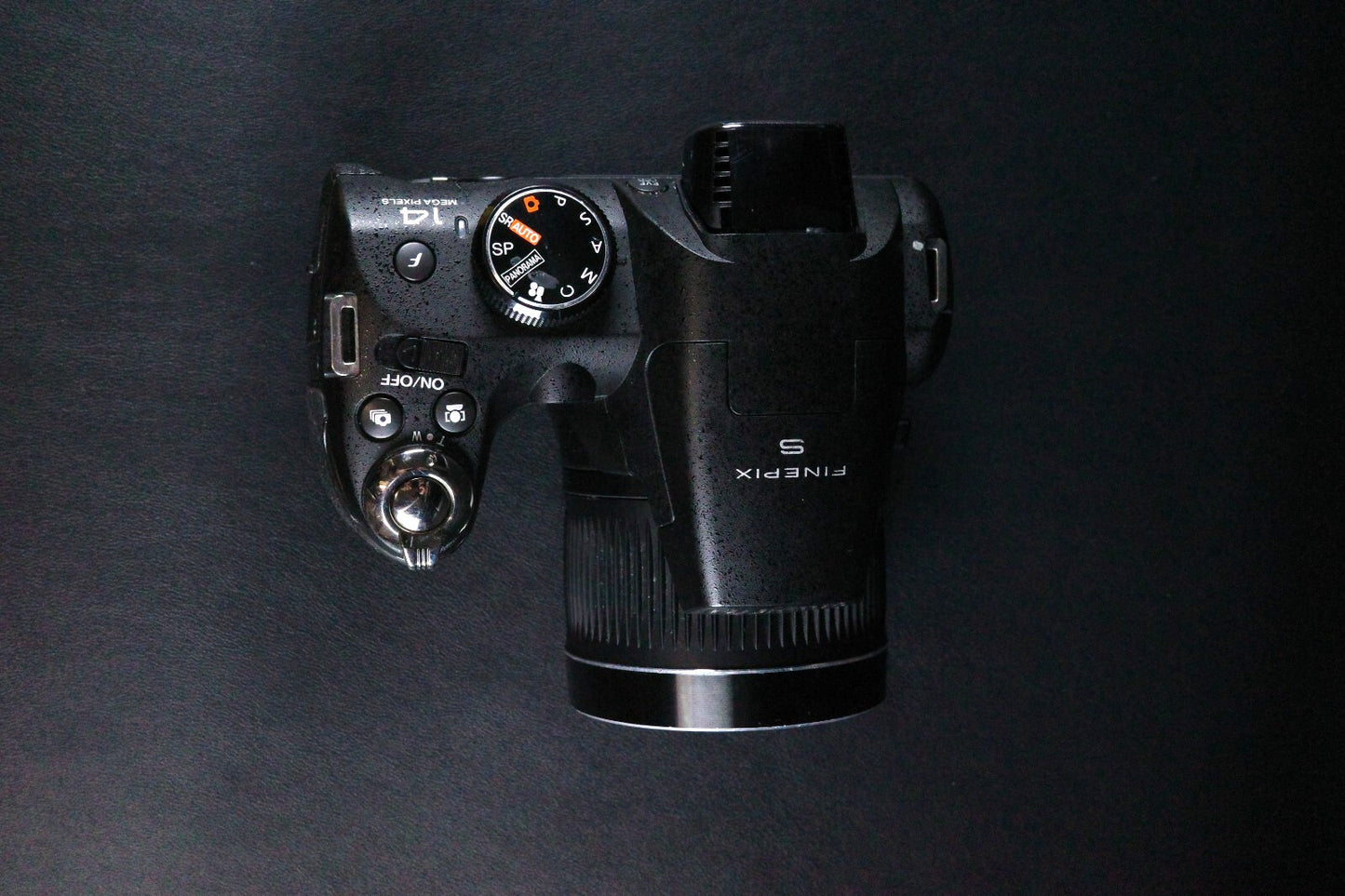 Fujifilm FinePix S4900 14MP Digital Bridge Camera 30x Zoom, Batteries - Working