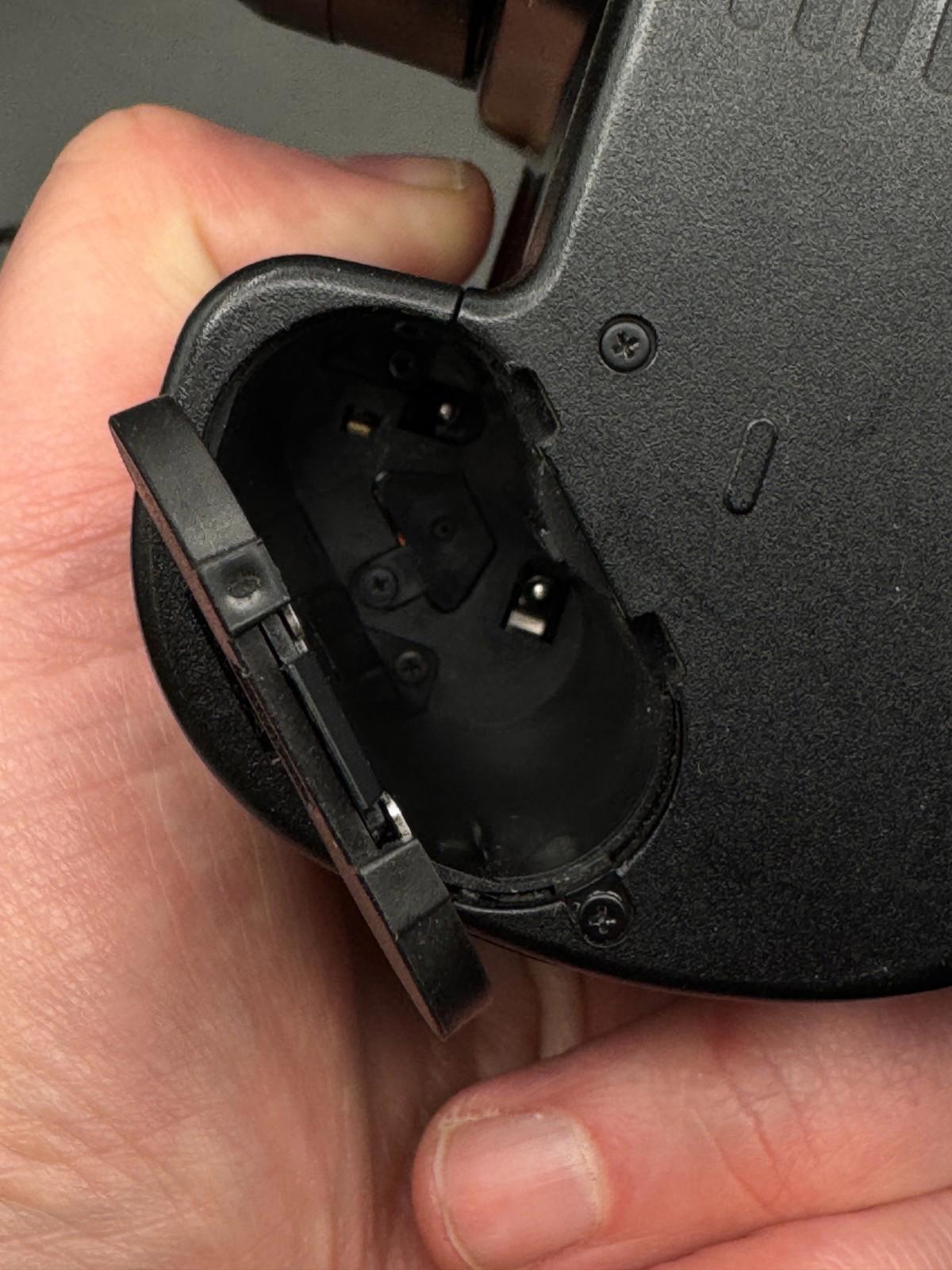 Vintage Canon EOS 100 35mm Film Camera + 35-80mm Power Zoom Lens - Working (O15)