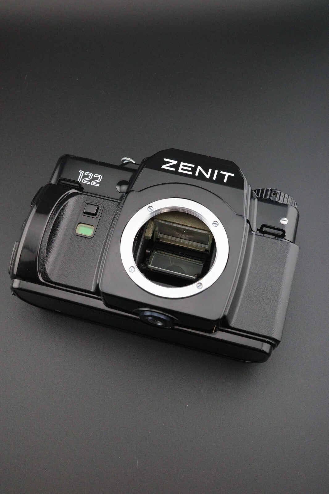 Zenit 122 35mm SLR + MC Zenitar-M2s 50mm f2 - Tested & Working and Near Mint