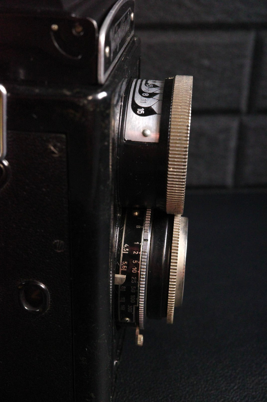 Voigtlander Brilliant Vintage 1930's 120 Film TLR Camera - Tested & Working