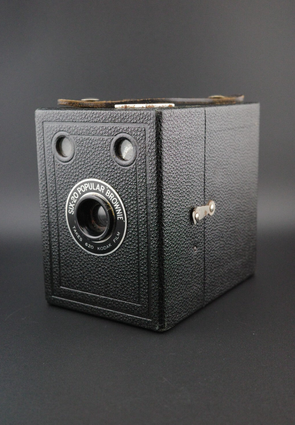 Kodak Six-20 Popular Brownie Vintage 1940's 620 Film Box Camera Tested Working