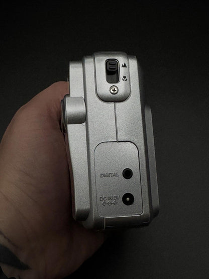 Fujifilm MX-1200 1.3MP Digital Camera + Batteries & Memory Card - Fully Working