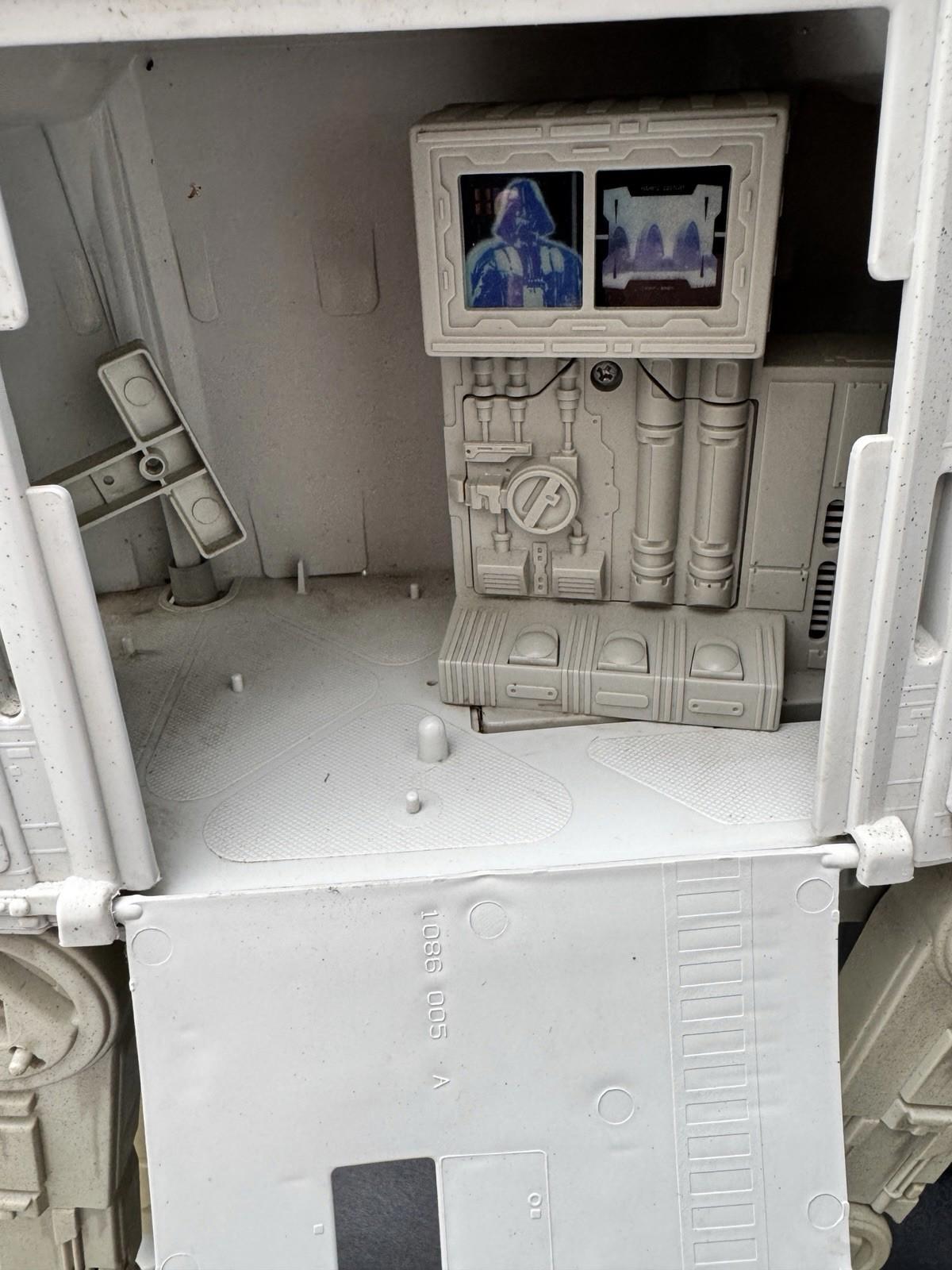 Star Wars Kenner AT AT Imperial Walker Vehicle 1997 POTF- Complete, Working