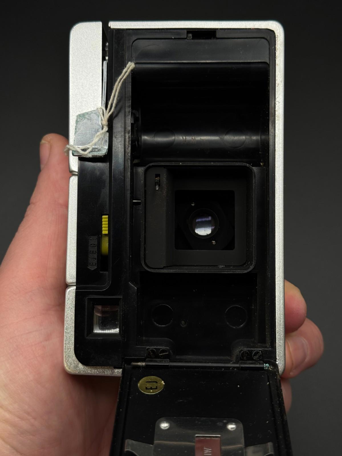 1964 Argus 260 Automatic Camera 126 Film Camera Viewfinder - Untested