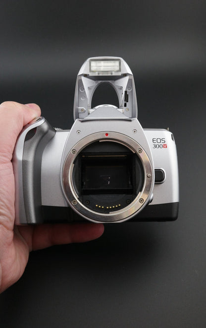 Canon EOS 300V Vintage 35mm Film SLR Camera Silver Body Only - Tested & Working