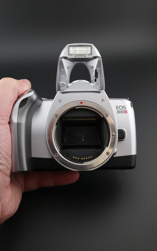 Canon EOS 300V Vintage 35mm Film SLR Camera Silver Body Only - Tested & Working