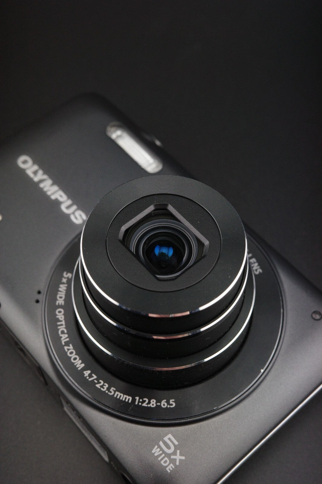 Olympus VG-120 14MP CCD Digital Camera + New Battery / Charger Tested & Working