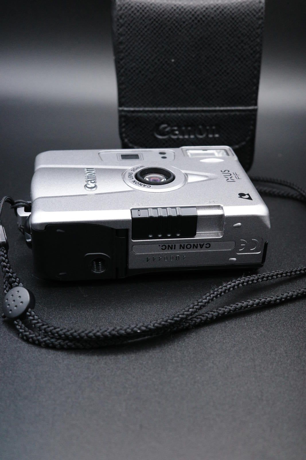 Vintage Canon IXUS FF Compact Camera & Case - Excellent Condition Fully Working