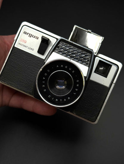 1964 Argus 260 Automatic Camera 126 Film Camera Viewfinder - Untested