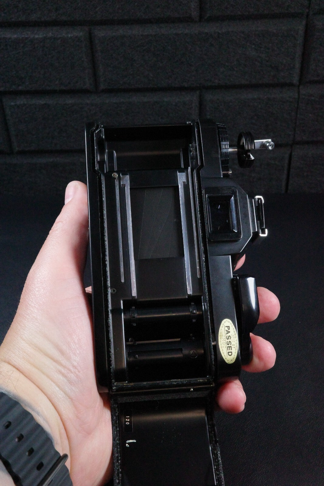 Chinon CE-4 SLR 35mm Film Camera + Auto Chinon 50mm 1 .7 Faulty Spares or Repair