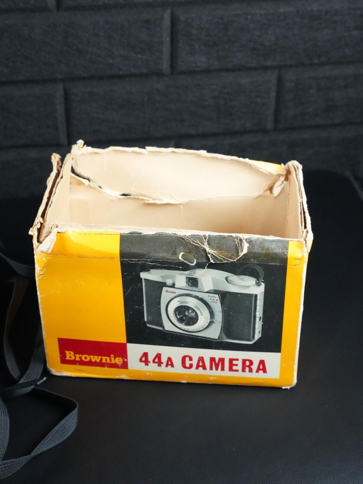 Kodak Brownie 44A Vintage 1960's 127 Film Camera - Boxed, Tested & Working