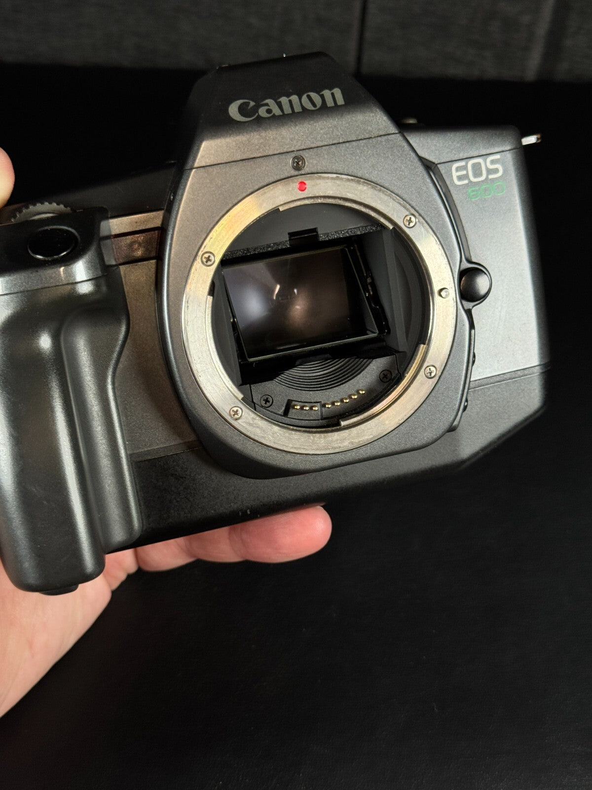 Canon EOS 600 SLR 35mm Film Camera + Zeiss Jenazoom Super 28-70mm Lens - Working