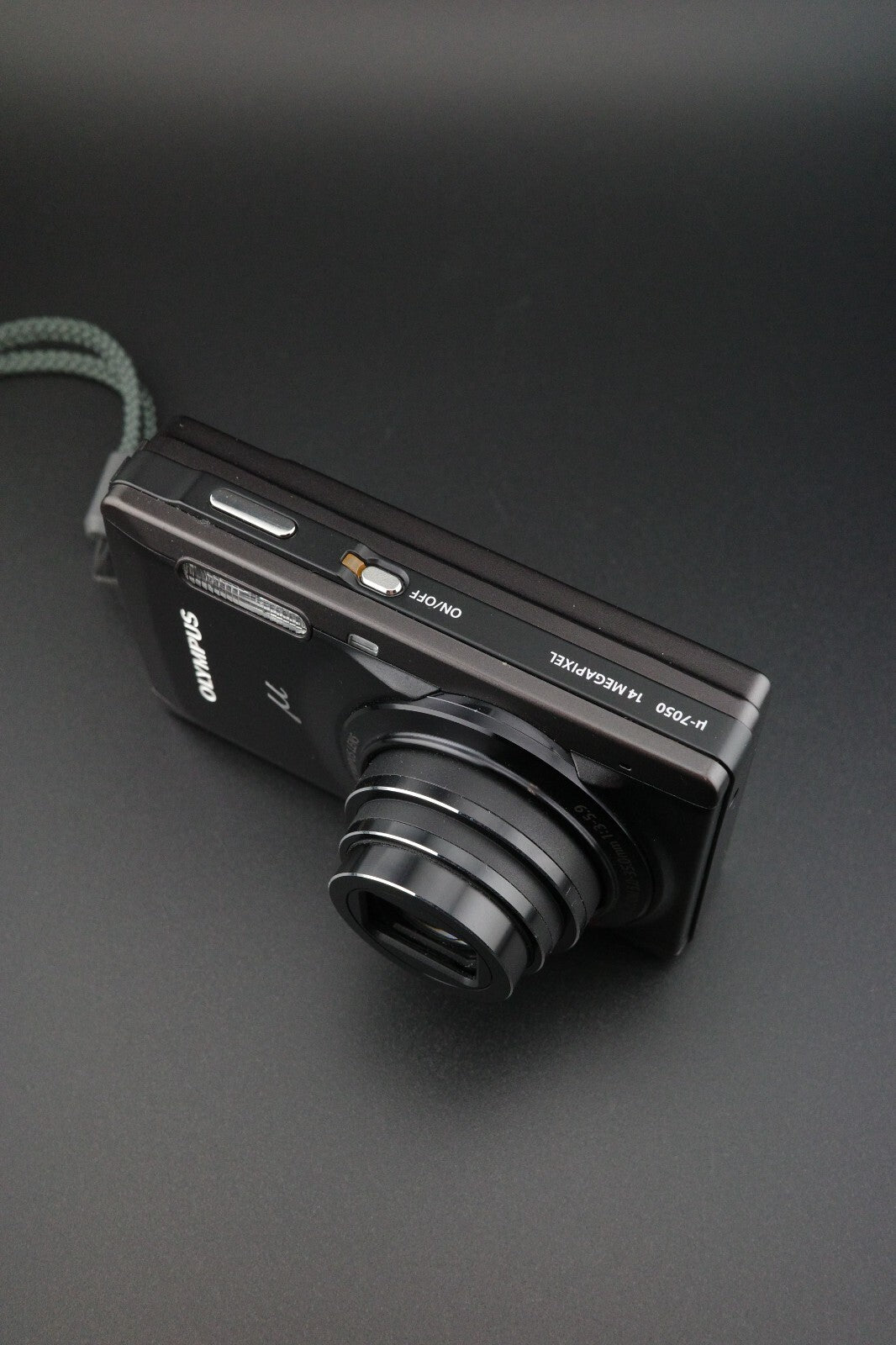 Olympus Mju 7050 14MP Digital Camera 7x Zoom + New Battery & Charger - Working