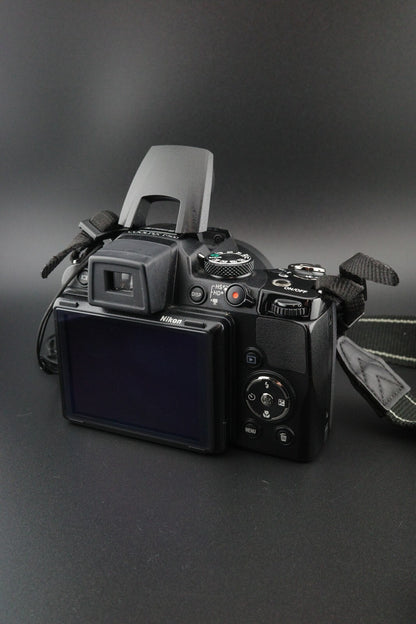 Nikon Coolpix P500 12.1MP 36x Zoom Digital Bridge Camera + New Battery / Charger