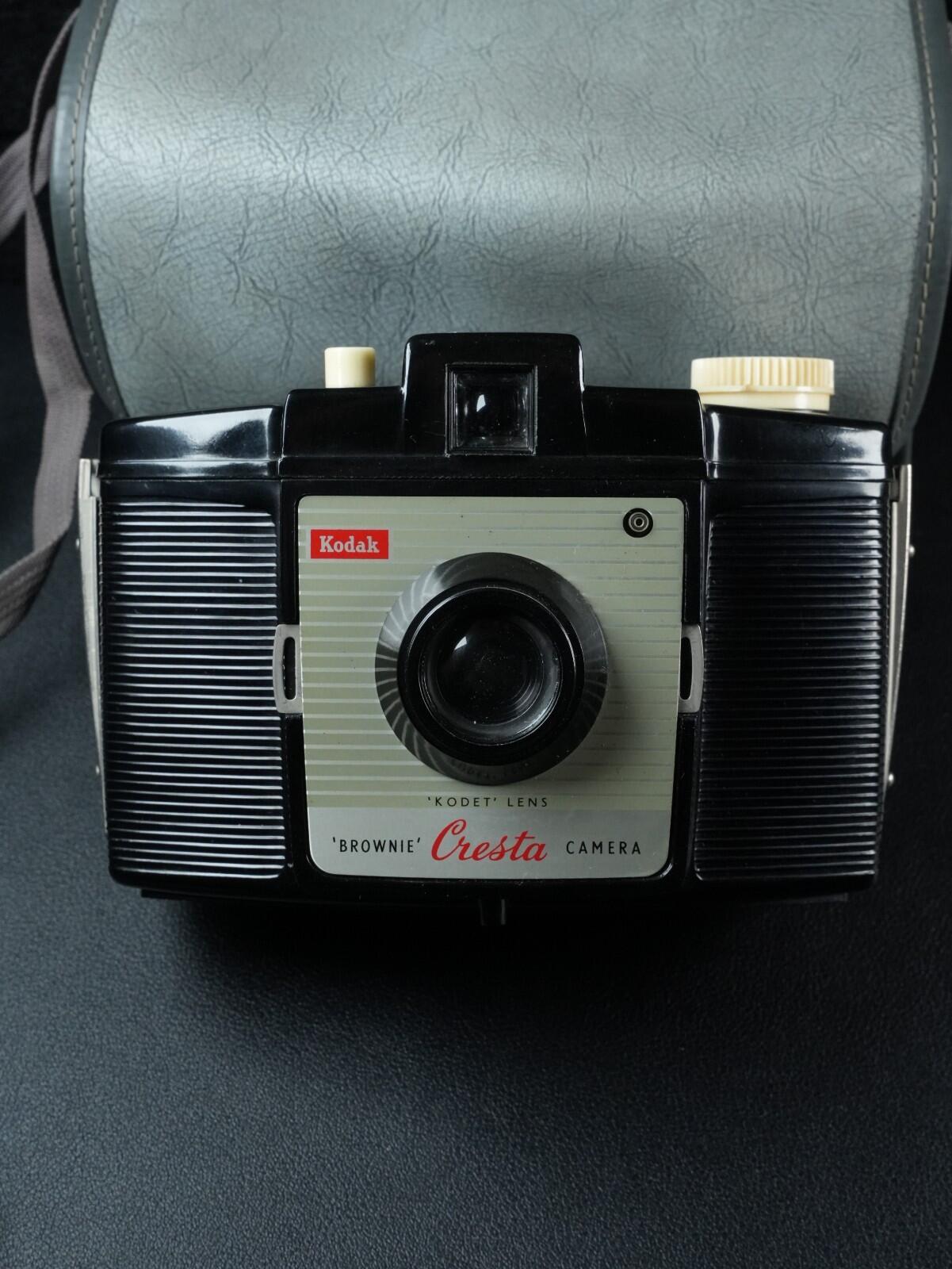 Kodak Brownie Cresta Vintage 1950's 120 Film Camera & Case - Working (Y509)
