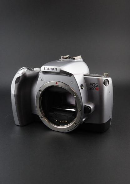 Canon EOS 300V Vintage 35mm Film SLR Camera Silver Body Only - Tested & Working