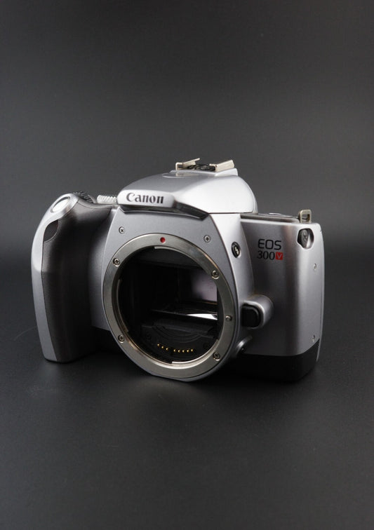 Canon EOS 300V Vintage 35mm Film SLR Camera Silver Body Only - Tested & Working