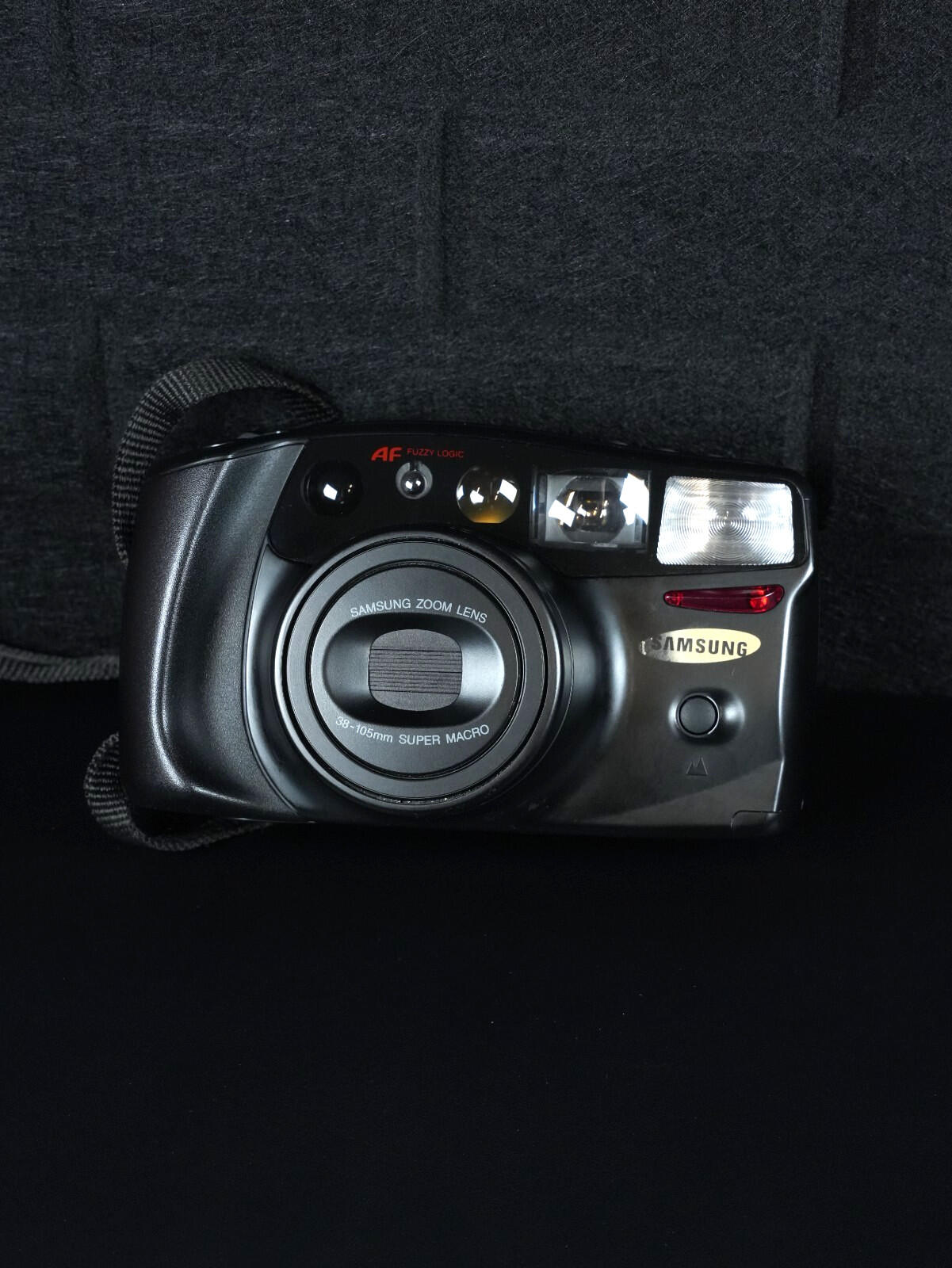 Samsung AF Zoom 1050 Vintage 1990's 35mm Film Camera - Tested & Working (W557)