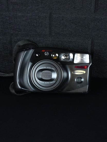 Samsung AF Zoom 1050 Vintage 1990's 35mm Film Camera - Tested & Working (W557)