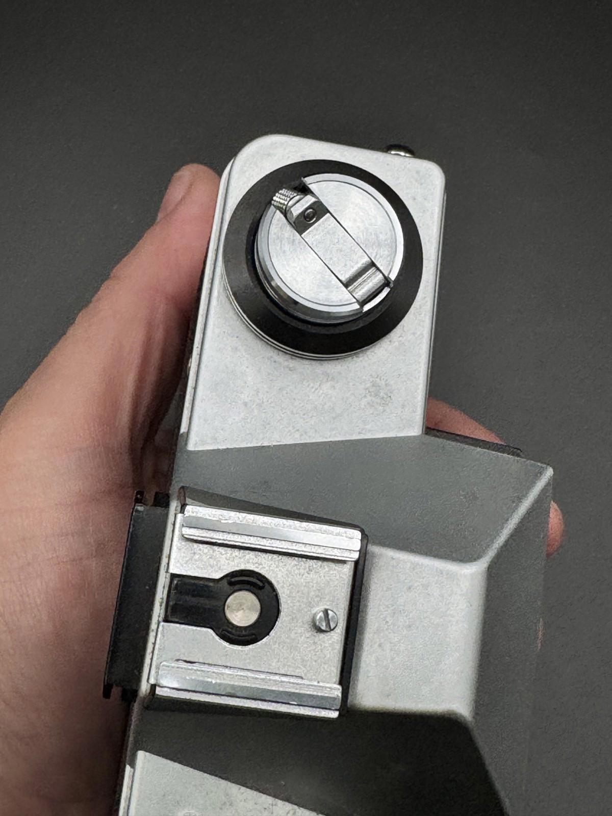 Praktica L Pentacon M42 Vintage 35mm Camera Body - Faulty For Spares or Repair