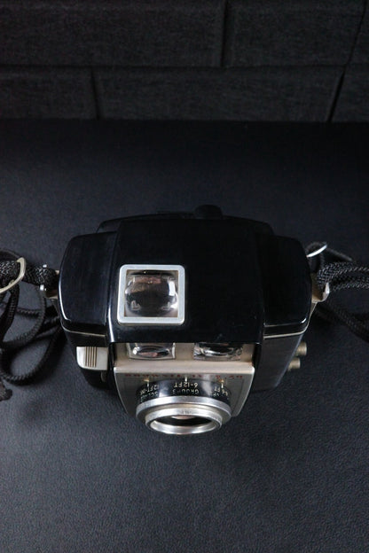 Working Kodak Brownie Twin 20 Vintage 1960's 620 Film Camera & Instructions