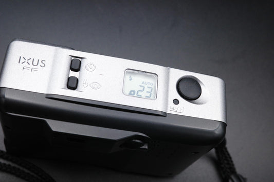 Vintage Canon IXUS FF Compact Camera & Case - Excellent Condition Fully Working