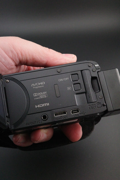 Canon LEGRIA HF R506 Full HD Camcorder Boxed Battery Charger Cables Excellent