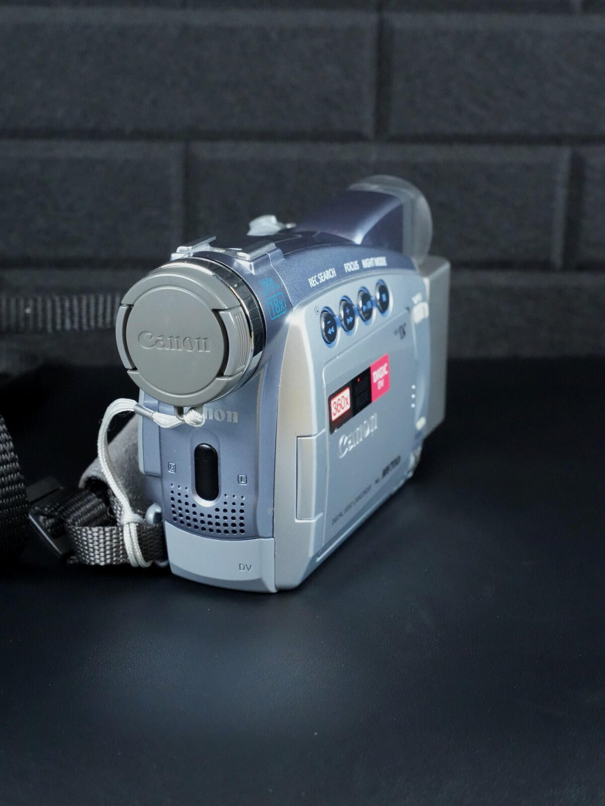 Canon MV700i MiniDV Camcorder Digital Video Camera With Night Mode - Working