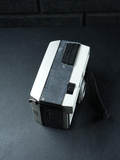Kodak Instamatic 200 Vintage 1960's 126 Film Camera - Faulty, Spares or Repair