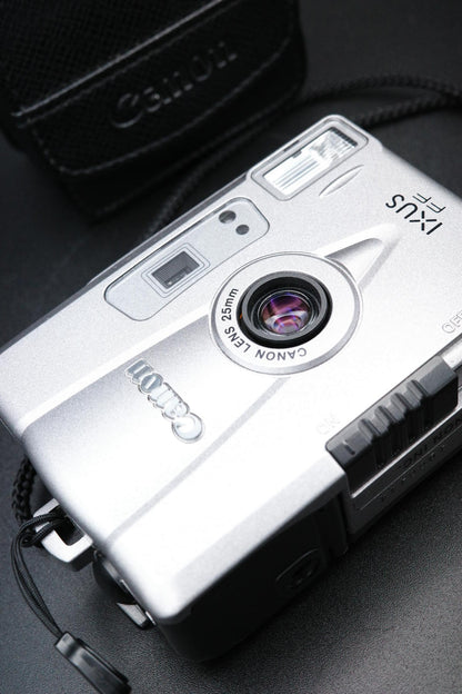 Vintage Canon IXUS FF Compact Camera & Case - Excellent Condition Fully Working