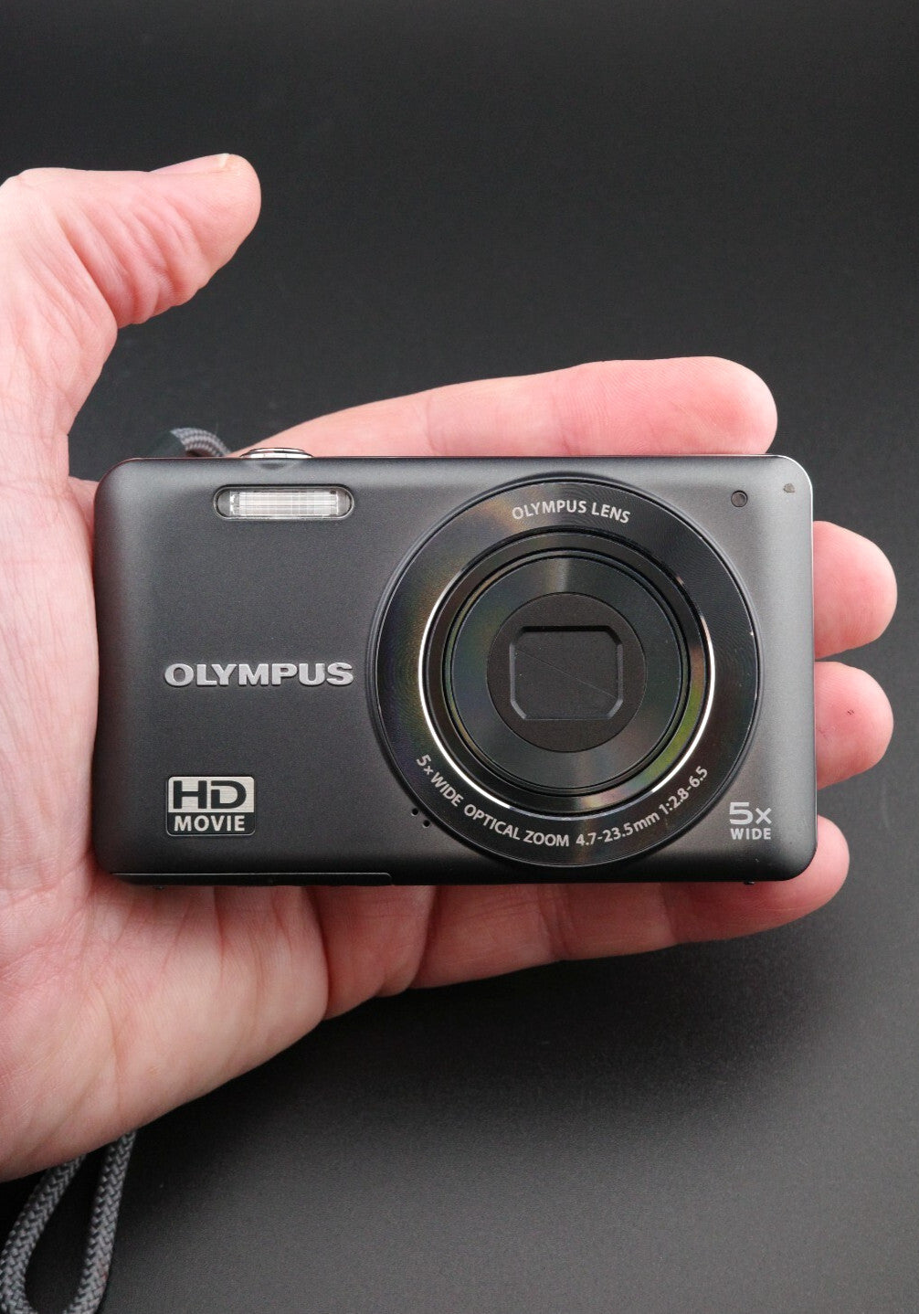 Olympus VG-120 14MP CCD Digital Camera + New Battery / Charger Tested & Working